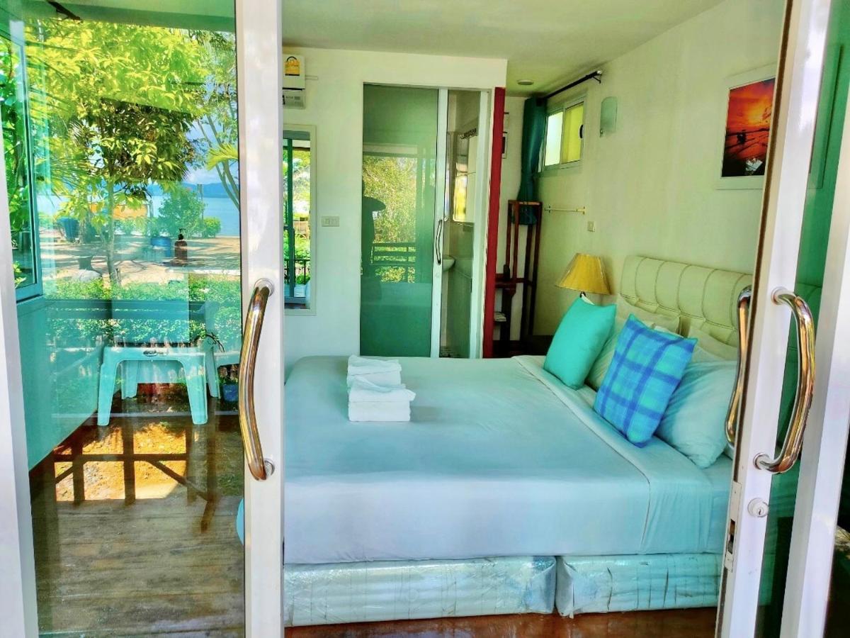 Mook Montra Resort Sea Front Koh Mook Exterior photo