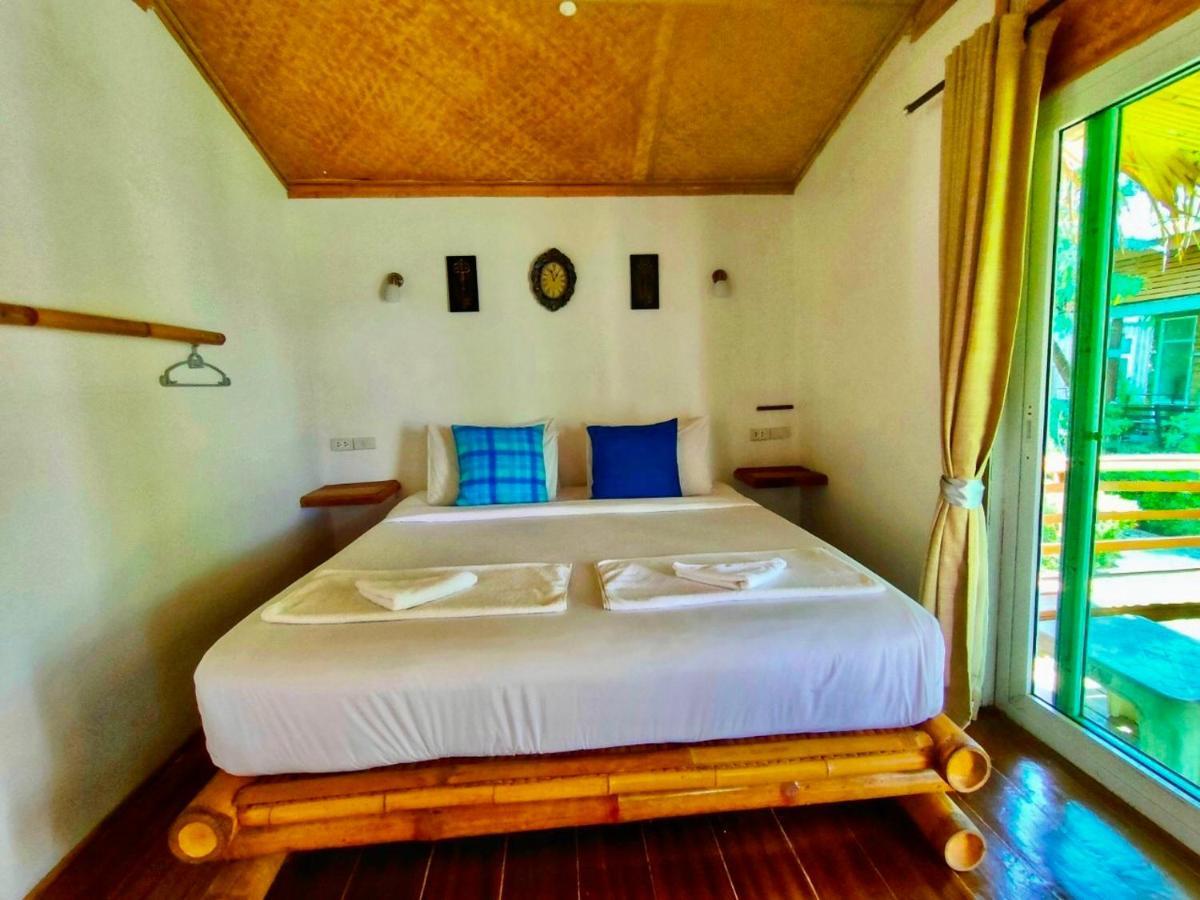 Mook Montra Resort Sea Front Koh Mook Exterior photo