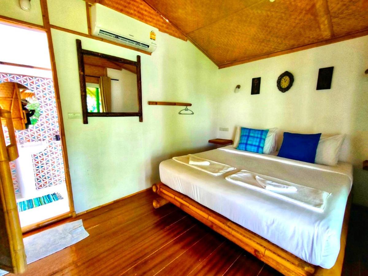 Mook Montra Resort Sea Front Koh Mook Exterior photo