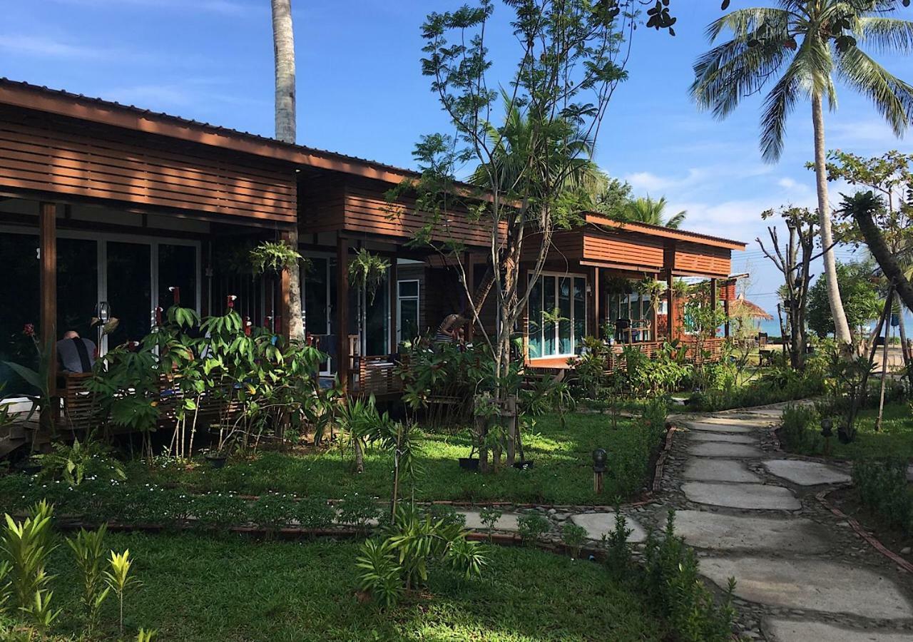 Mook Montra Resort Sea Front Koh Mook Exterior photo