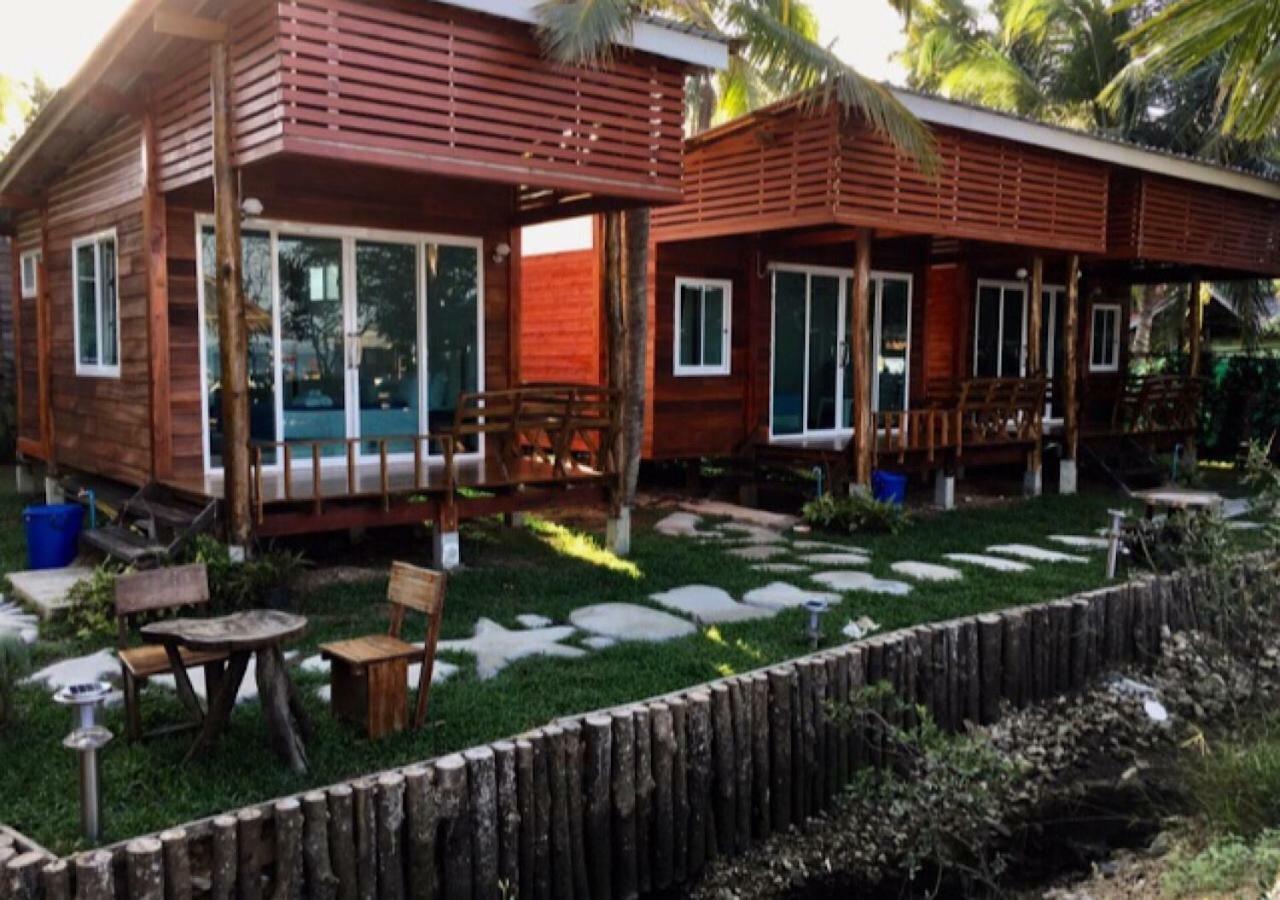 Mook Montra Resort Sea Front Koh Mook Exterior photo